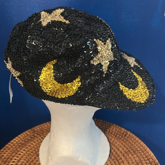 NWT Women’s Vintage 80’s All Sequin Ball Cap Hat Cap with Moon & Star Design - Picture 5 of 6